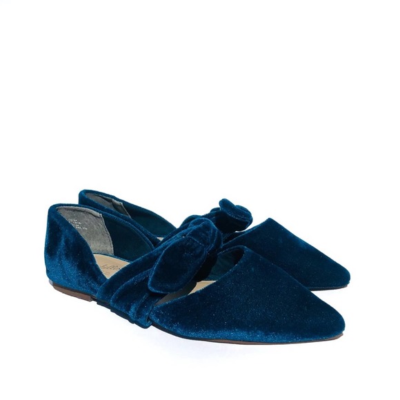 Anthropologie Shoes - NEW ANTHROPOLOGIE Blue Crushed Velvet Bow Flat